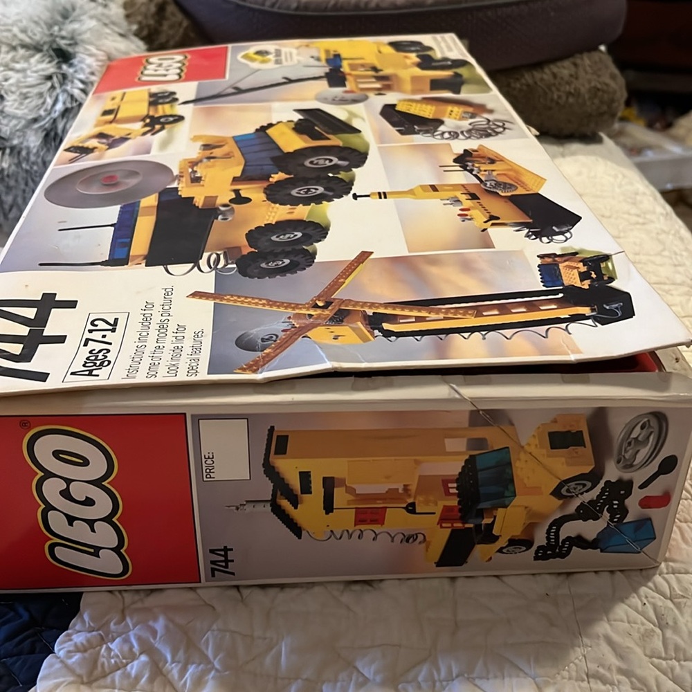 Vintage 1980 Lego Universal Building Set with motor 744 - Picture 14 of 16